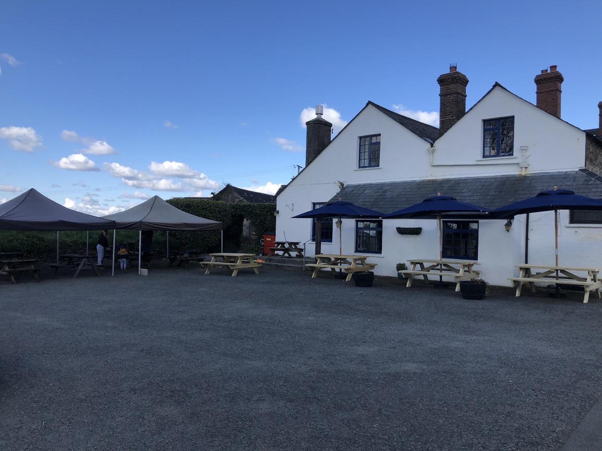 Blue Lion Inn Lewdown Exteriér fotografie